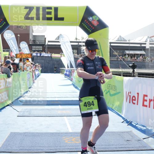 10.08.2025 - GEWOBA Citytriathlon Bremen H.Heesch http://msf.ph/oto/8556952 10.08.2025 15:32:50 Ziel 494 meine-sportfotos.de