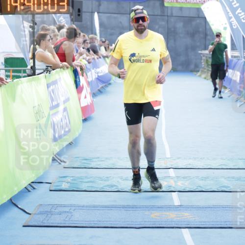10.08.2025 - GEWOBA Citytriathlon Bremen H.Heesch http://msf.ph/oto/8556978 10.08.2025 14:40:06 Ziel 792 meine-sportfotos.de