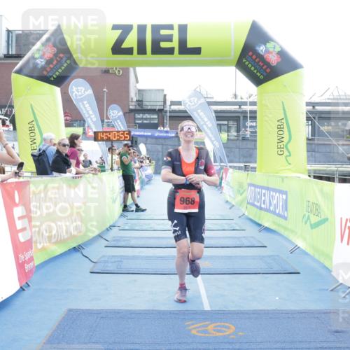 10.08.2025 - GEWOBA Citytriathlon Bremen H.Heesch http://msf.ph/oto/8557001 10.08.2025 14:40:59 Ziel 968 meine-sportfotos.de