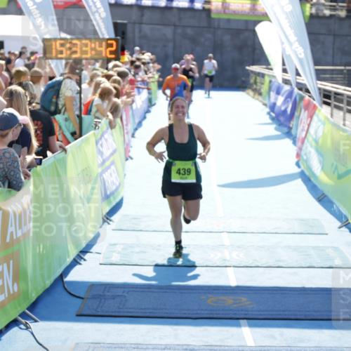 10.08.2025 - GEWOBA Citytriathlon Bremen H.Heesch http://msf.ph/oto/8557039 10.08.2025 15:33:46 Ziel 266, 377, 439 meine-sportfotos.de