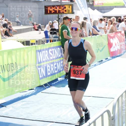 10.08.2025 - GEWOBA Citytriathlon Bremen H.Heesch http://msf.ph/oto/8557051 10.08.2025 14:44:28 Ziel 937 meine-sportfotos.de