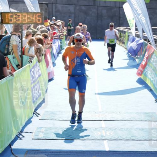 10.08.2025 - GEWOBA Citytriathlon Bremen H.Heesch http://msf.ph/oto/8557052 10.08.2025 15:33:50 Ziel 196, 266, 352, 409, 439 meine-sportfotos.de