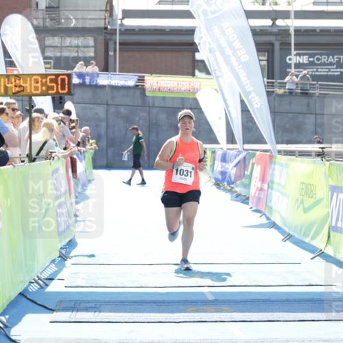 10.08.2025 - GEWOBA Citytriathlon Bremen H.Heesch http://msf.ph/oto/8557071 10.08.2025 14:48:54 Ziel 1031 meine-sportfotos.de