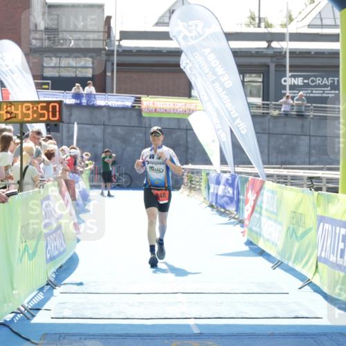 10.08.2025 - GEWOBA Citytriathlon Bremen H.Heesch http://msf.ph/oto/8557110 10.08.2025 14:49:54 Ziel 848 meine-sportfotos.de