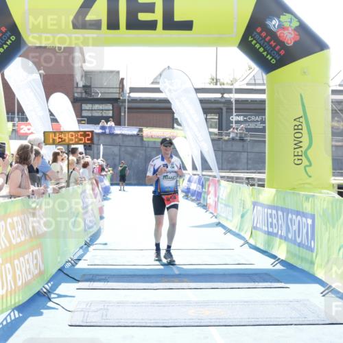 10.08.2025 - GEWOBA Citytriathlon Bremen H.Heesch http://msf.ph/oto/8557116 10.08.2025 14:49:55 Ziel 848 meine-sportfotos.de