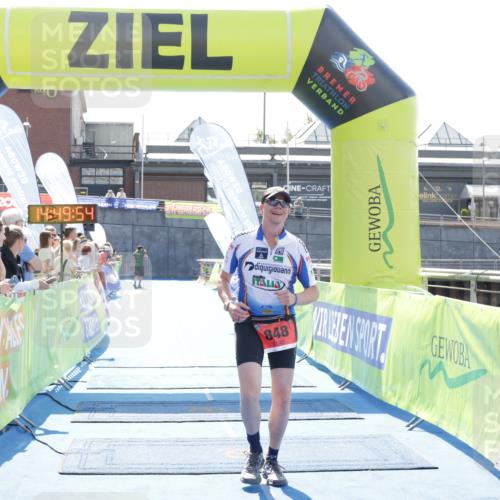 10.08.2025 - GEWOBA Citytriathlon Bremen H.Heesch http://msf.ph/oto/8557126 10.08.2025 14:49:57 Ziel 848 meine-sportfotos.de