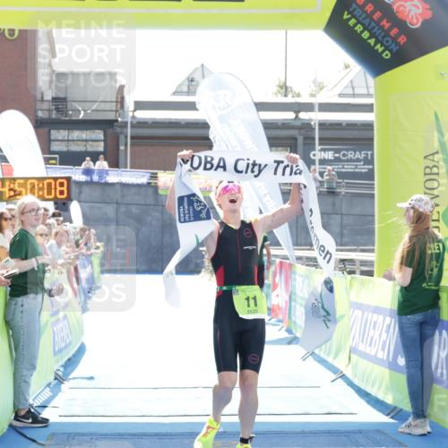 10.08.2025 - GEWOBA Citytriathlon Bremen H.Heesch http://msf.ph/oto/8557133 10.08.2025 14:50:12 Ziel 11 meine-sportfotos.de