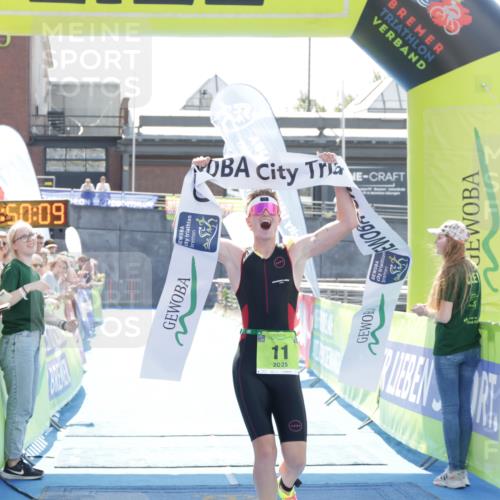 10.08.2025 - GEWOBA Citytriathlon Bremen H.Heesch http://msf.ph/oto/8557135 10.08.2025 14:50:12 Ziel 11 meine-sportfotos.de