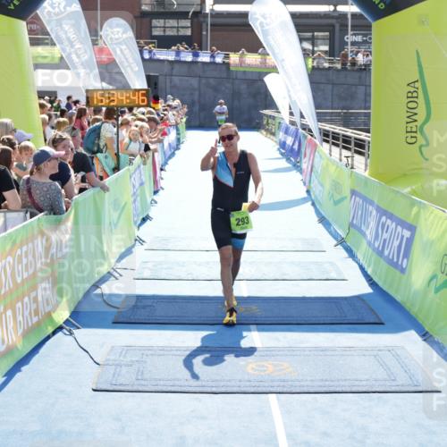 10.08.2025 - GEWOBA Citytriathlon Bremen H.Heesch http://msf.ph/oto/8557147 10.08.2025 15:34:50 Ziel 293 meine-sportfotos.de