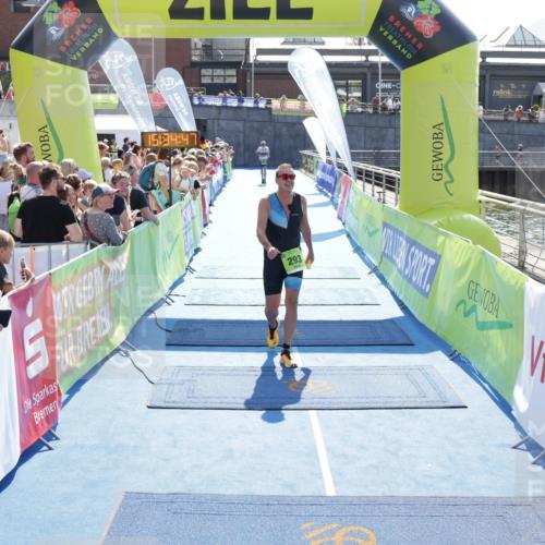10.08.2025 - GEWOBA Citytriathlon Bremen H.Heesch http://msf.ph/oto/8557151 10.08.2025 15:34:51 Ziel 293 meine-sportfotos.de