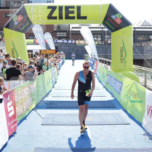 10.08.2025 - GEWOBA Citytriathlon Bremen H.Heesch http://msf.ph/oto/8557162 10.08.2025 15:34:52 Ziel 293 meine-sportfotos.de