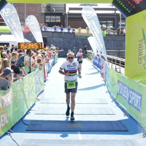 10.08.2025 - GEWOBA Citytriathlon Bremen H.Heesch http://msf.ph/oto/8557167 10.08.2025 15:35:01 Ziel 269, 402, 470 meine-sportfotos.de