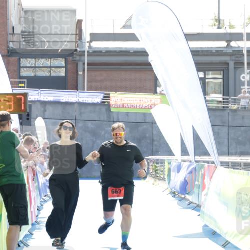 10.08.2025 - GEWOBA Citytriathlon Bremen H.Heesch http://msf.ph/oto/8557176 10.08.2025 14:53:40 Ziel 663 meine-sportfotos.de