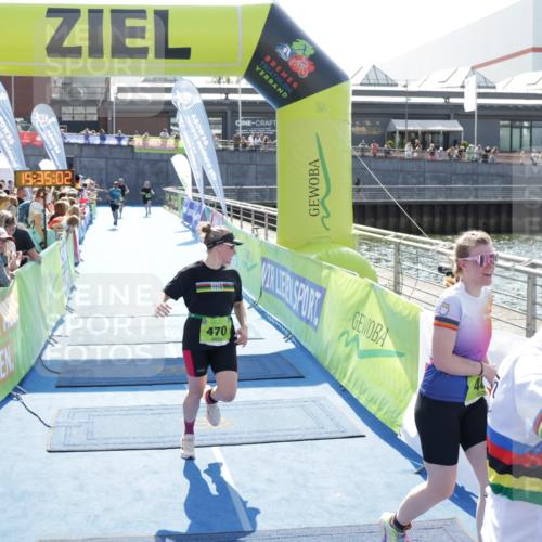 10.08.2025 - GEWOBA Citytriathlon Bremen H.Heesch http://msf.ph/oto/8557185 10.08.2025 15:35:06 Ziel 269, 402, 470 meine-sportfotos.de
