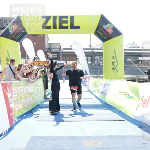 10.08.2025 - GEWOBA Citytriathlon Bremen H.Heesch http://msf.ph/oto/8557192 10.08.2025 14:53:44 Ziel 663 meine-sportfotos.de