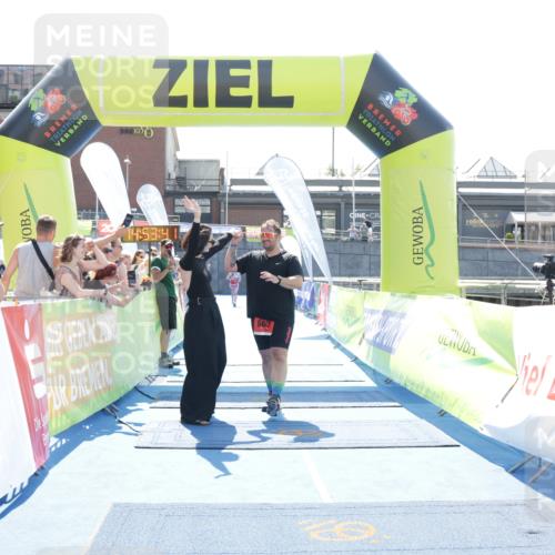 10.08.2025 - GEWOBA Citytriathlon Bremen H.Heesch http://msf.ph/oto/8557194 10.08.2025 14:53:44 Ziel 663 meine-sportfotos.de
