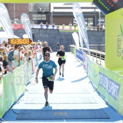 10.08.2025 - GEWOBA Citytriathlon Bremen H.Heesch http://msf.ph/oto/8557195 10.08.2025 15:35:12 Ziel 182, 259, 389, 470 meine-sportfotos.de