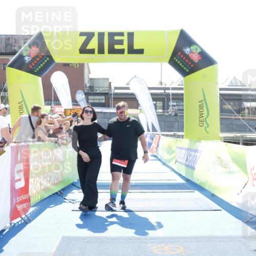 10.08.2025 - GEWOBA Citytriathlon Bremen H.Heesch http://msf.ph/oto/8557201 10.08.2025 14:53:46 Ziel 663 meine-sportfotos.de