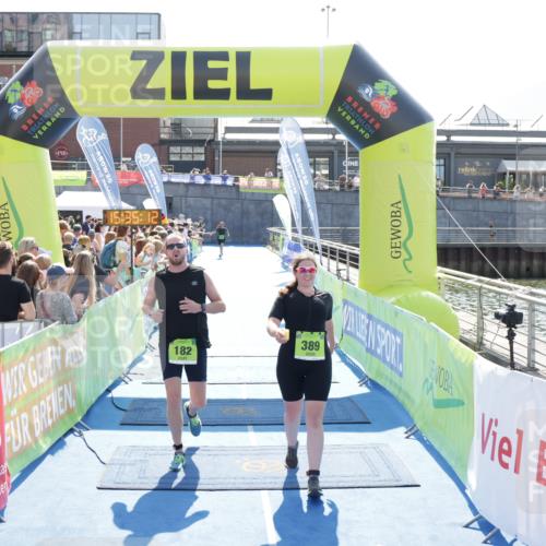 10.08.2025 - GEWOBA Citytriathlon Bremen H.Heesch http://msf.ph/oto/8557215 10.08.2025 15:35:16 Ziel 182, 259, 389 meine-sportfotos.de