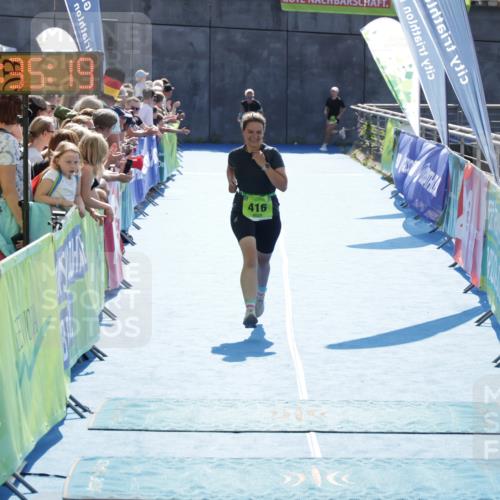 10.08.2025 - GEWOBA Citytriathlon Bremen H.Heesch http://msf.ph/oto/8557230 10.08.2025 15:35:23 Ziel 416 meine-sportfotos.de