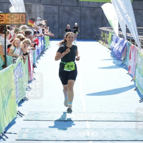 10.08.2025 - GEWOBA Citytriathlon Bremen H.Heesch http://msf.ph/oto/8557237 10.08.2025 15:35:24 Ziel 416 meine-sportfotos.de