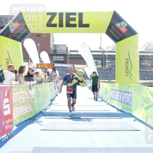 10.08.2025 - GEWOBA Citytriathlon Bremen H.Heesch http://msf.ph/oto/8557261 10.08.2025 14:55:41 Ziel 165, 905 meine-sportfotos.de
