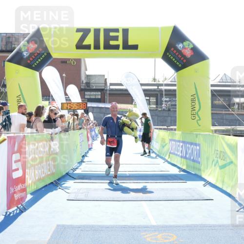 10.08.2025 - GEWOBA Citytriathlon Bremen H.Heesch http://msf.ph/oto/8557263 10.08.2025 14:55:42 Ziel 165, 905 meine-sportfotos.de