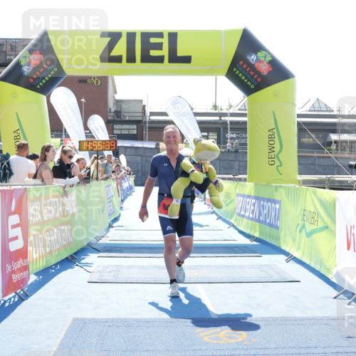 10.08.2025 - GEWOBA Citytriathlon Bremen H.Heesch http://msf.ph/oto/8557272 10.08.2025 14:55:43 Ziel 165, 905 meine-sportfotos.de