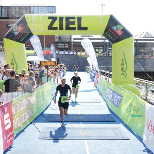 10.08.2025 - GEWOBA Citytriathlon Bremen H.Heesch http://msf.ph/oto/8557275 10.08.2025 15:35:34 Ziel 344, 485 meine-sportfotos.de