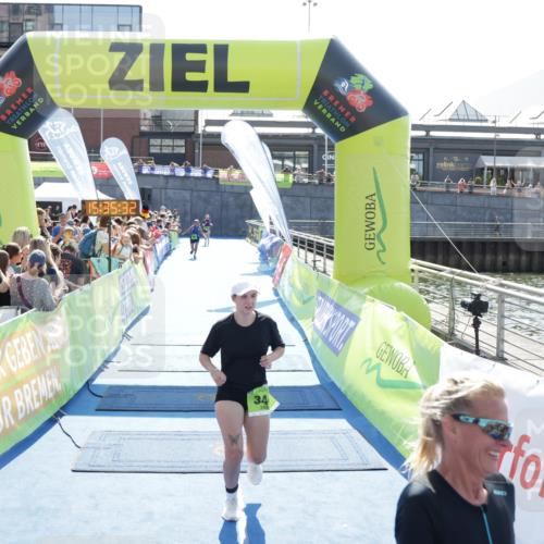 10.08.2025 - GEWOBA Citytriathlon Bremen H.Heesch http://msf.ph/oto/8557286 10.08.2025 15:35:36 Ziel 344, 485 meine-sportfotos.de