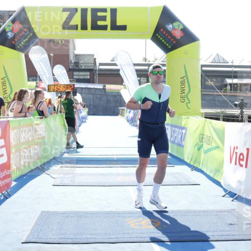 10.08.2025 - GEWOBA Citytriathlon Bremen H.Heesch http://msf.ph/oto/8557289 10.08.2025 14:56:16 Ziel 746 meine-sportfotos.de