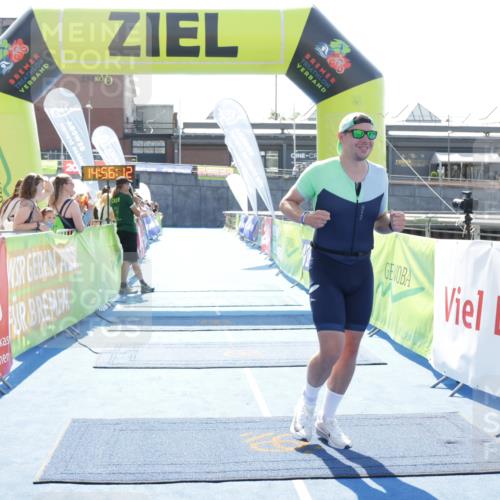 10.08.2025 - GEWOBA Citytriathlon Bremen H.Heesch http://msf.ph/oto/8557291 10.08.2025 14:56:16 Ziel 746 meine-sportfotos.de