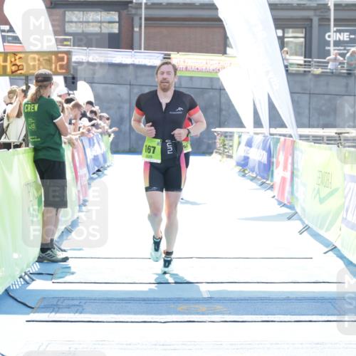 10.08.2025 - GEWOBA Citytriathlon Bremen H.Heesch http://msf.ph/oto/8557309 10.08.2025 14:59:16 Ziel 156, 167 meine-sportfotos.de