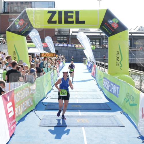 10.08.2025 - GEWOBA Citytriathlon Bremen H.Heesch http://msf.ph/oto/8557320 10.08.2025 15:35:45 Ziel 399, 507 meine-sportfotos.de