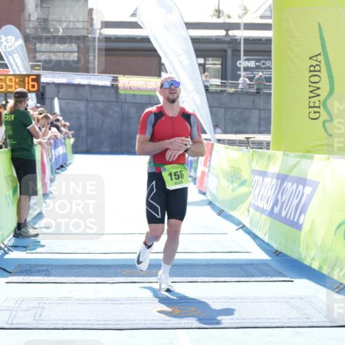 10.08.2025 - GEWOBA Citytriathlon Bremen H.Heesch http://msf.ph/oto/8557323 10.08.2025 14:59:20 Ziel 156, 167 meine-sportfotos.de