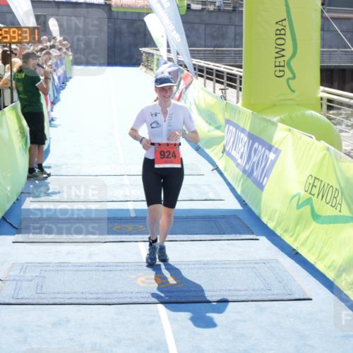 10.08.2025 - GEWOBA Citytriathlon Bremen H.Heesch http://msf.ph/oto/8557340 10.08.2025 14:59:35 Ziel 924 meine-sportfotos.de