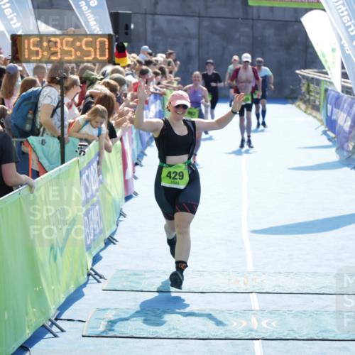 10.08.2025 - GEWOBA Citytriathlon Bremen H.Heesch http://msf.ph/oto/8557341 10.08.2025 15:35:54 Ziel 399, 429, 492 meine-sportfotos.de