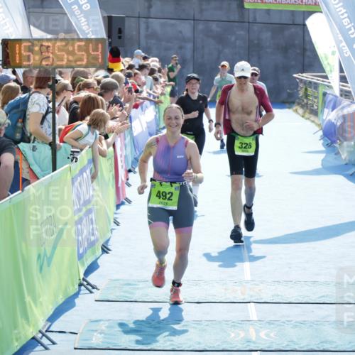 10.08.2025 - GEWOBA Citytriathlon Bremen H.Heesch http://msf.ph/oto/8557357 10.08.2025 15:35:58 Ziel 320, 328, 356, 429, 492 meine-sportfotos.de