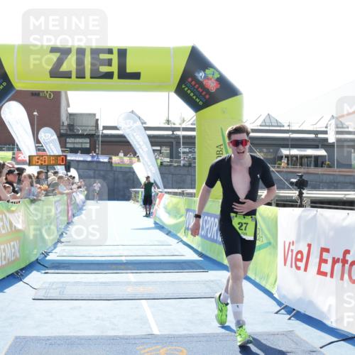 10.08.2025 - GEWOBA Citytriathlon Bremen H.Heesch http://msf.ph/oto/8557380 10.08.2025 15:01:13 Ziel 27 meine-sportfotos.de