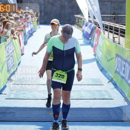 10.08.2025 - GEWOBA Citytriathlon Bremen H.Heesch http://msf.ph/oto/8557392 10.08.2025 15:36:05 Ziel 320, 328, 356, 410, 492 meine-sportfotos.de