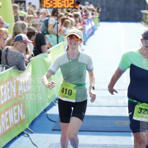 10.08.2025 - GEWOBA Citytriathlon Bremen H.Heesch http://msf.ph/oto/8557393 10.08.2025 15:36:06 Ziel 320, 328, 356, 410, 492 meine-sportfotos.de