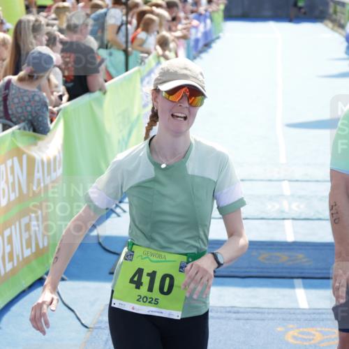 10.08.2025 - GEWOBA Citytriathlon Bremen H.Heesch http://msf.ph/oto/8557397 10.08.2025 15:36:07 Ziel 320, 328, 356, 410 meine-sportfotos.de