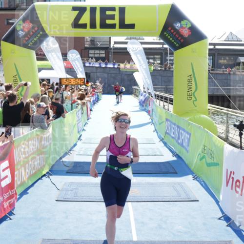 10.08.2025 - GEWOBA Citytriathlon Bremen H.Heesch http://msf.ph/oto/8557450 10.08.2025 15:36:46 Ziel 496, 520 meine-sportfotos.de