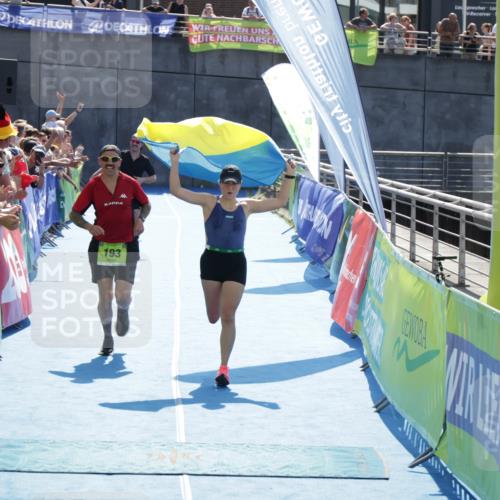 10.08.2025 - GEWOBA Citytriathlon Bremen H.Heesch http://msf.ph/oto/8557455 10.08.2025 15:36:50 Ziel 193, 440, 496 meine-sportfotos.de