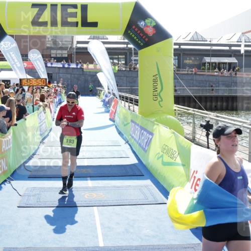 10.08.2025 - GEWOBA Citytriathlon Bremen H.Heesch http://msf.ph/oto/8557475 10.08.2025 15:36:54 Ziel 193, 212, 440 meine-sportfotos.de