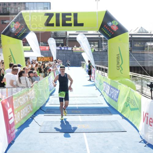 10.08.2025 - GEWOBA Citytriathlon Bremen H.Heesch http://msf.ph/oto/8557517 10.08.2025 15:04:57 Ziel 95, 271 meine-sportfotos.de