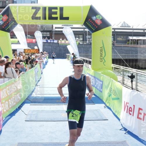 10.08.2025 - GEWOBA Citytriathlon Bremen H.Heesch http://msf.ph/oto/8557526 10.08.2025 15:04:58 Ziel 95, 271 meine-sportfotos.de