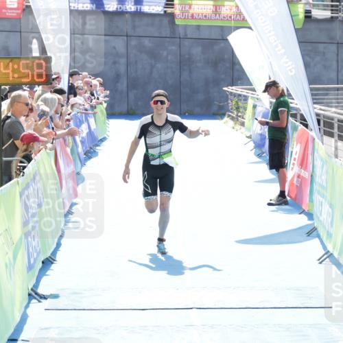 10.08.2025 - GEWOBA Citytriathlon Bremen H.Heesch http://msf.ph/oto/8557528 10.08.2025 15:05:02 Ziel 95, 271 meine-sportfotos.de
