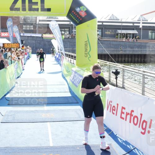 10.08.2025 - GEWOBA Citytriathlon Bremen H.Heesch http://msf.ph/oto/8557538 10.08.2025 15:37:13 Ziel 9, 220, 359, 459, 504 meine-sportfotos.de