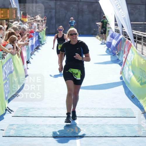 10.08.2025 - GEWOBA Citytriathlon Bremen H.Heesch http://msf.ph/oto/8557540 10.08.2025 15:37:15 Ziel 9, 359, 459, 504 meine-sportfotos.de